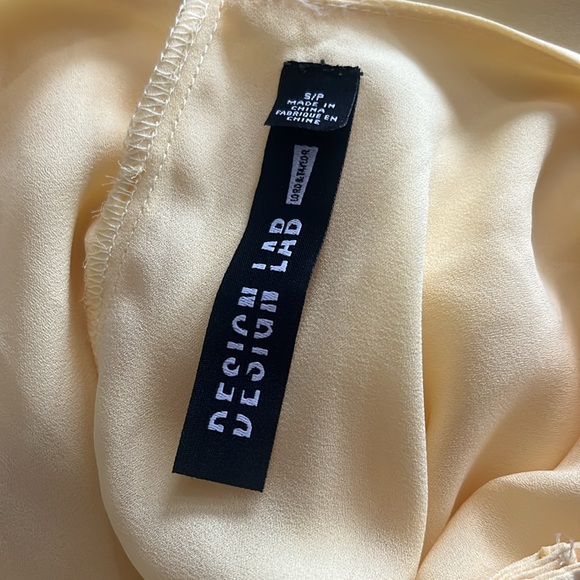 Design Lab Crepe Spaghetti Strap Cami, Ruffle Front & V-Back, Pale yellow, Sz S - Picture 12 of 13